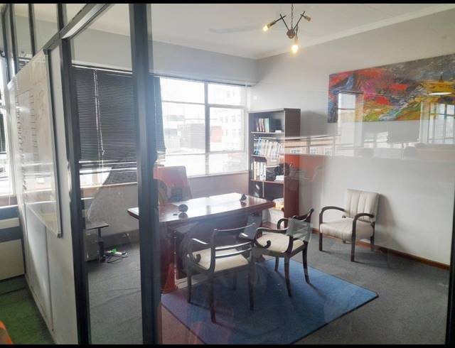 318M² OFFICE RENTED IN GQEBERHA CENTRAL